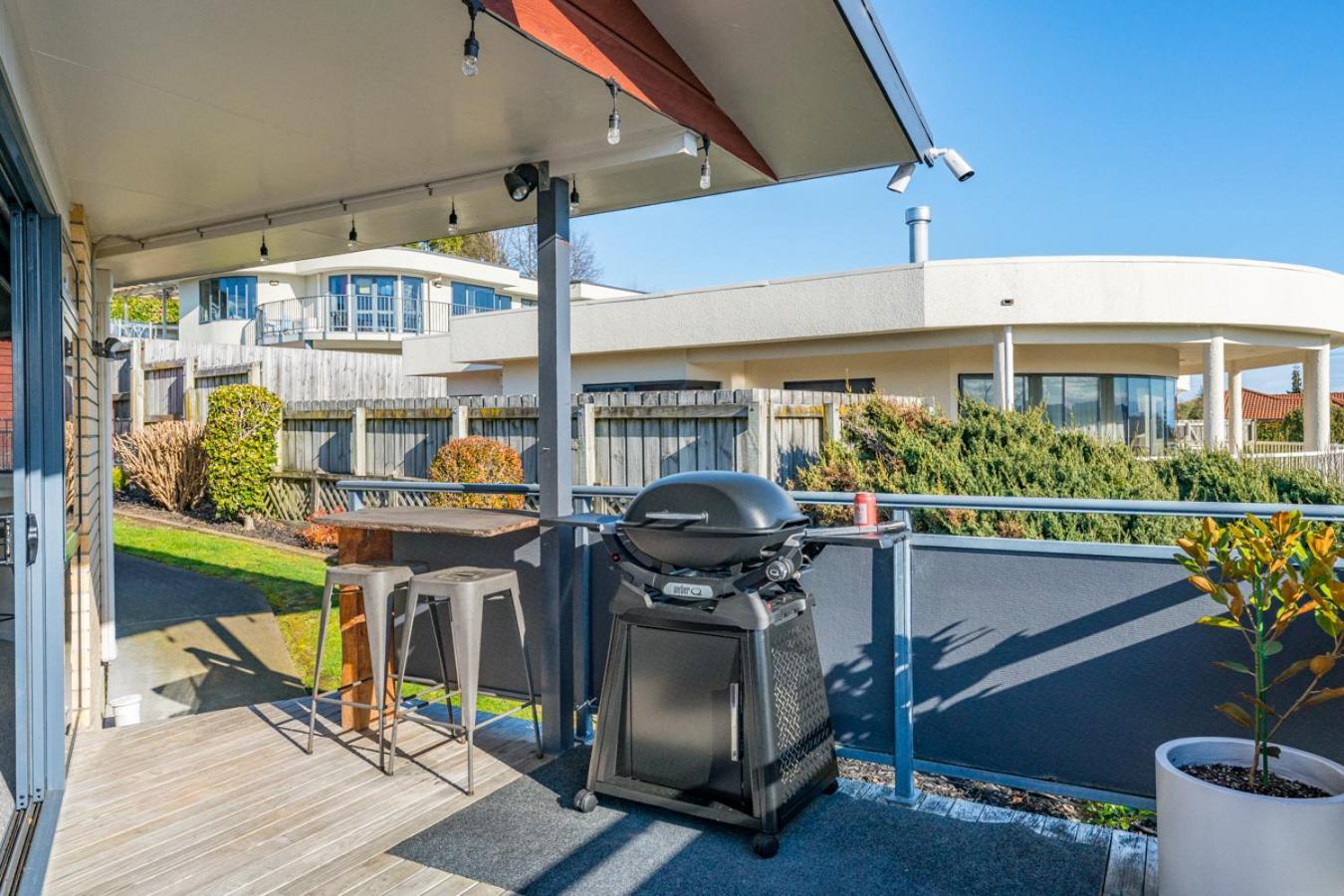 Lake Taupo Outlook - Table Tennis, Great Location Bagian luar foto